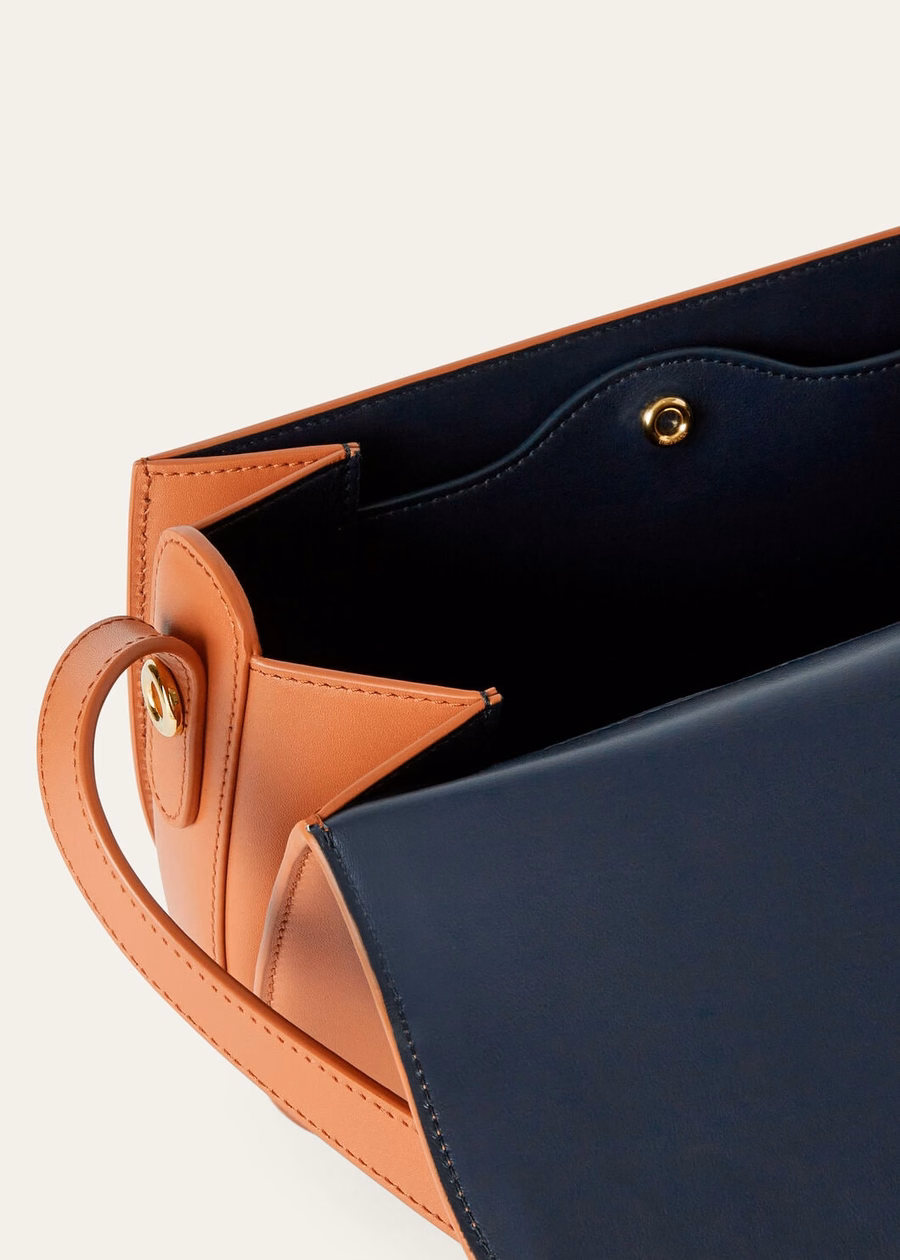 Bolso pequeño Ghiera de piel de becerro lisa con estampado de peces koi/azul marino