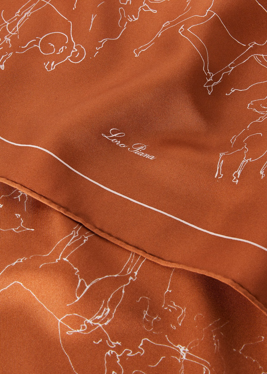 El arte de las fibras más finas. Foulard de seda naranja óxido/blanco.