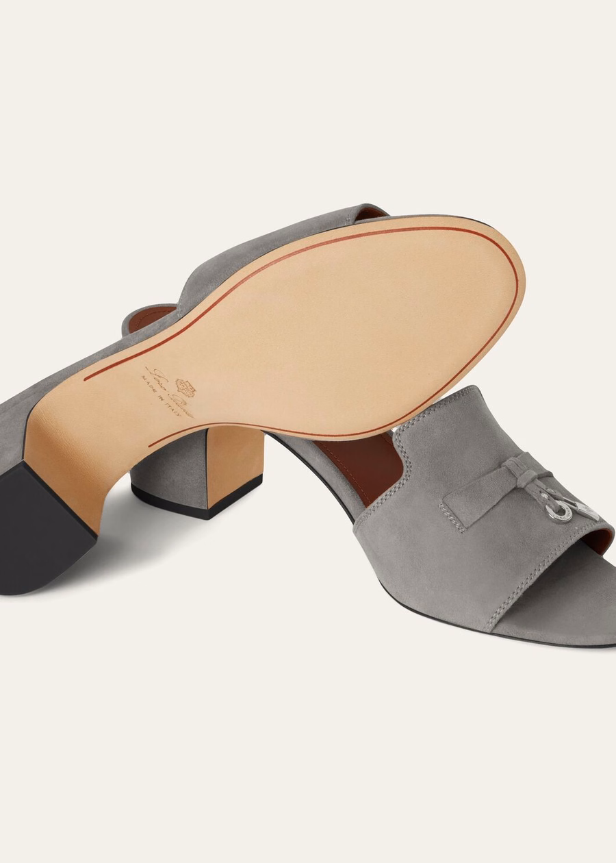 Sandalias Summer Charms de ante y piel de cabra en gris militar.