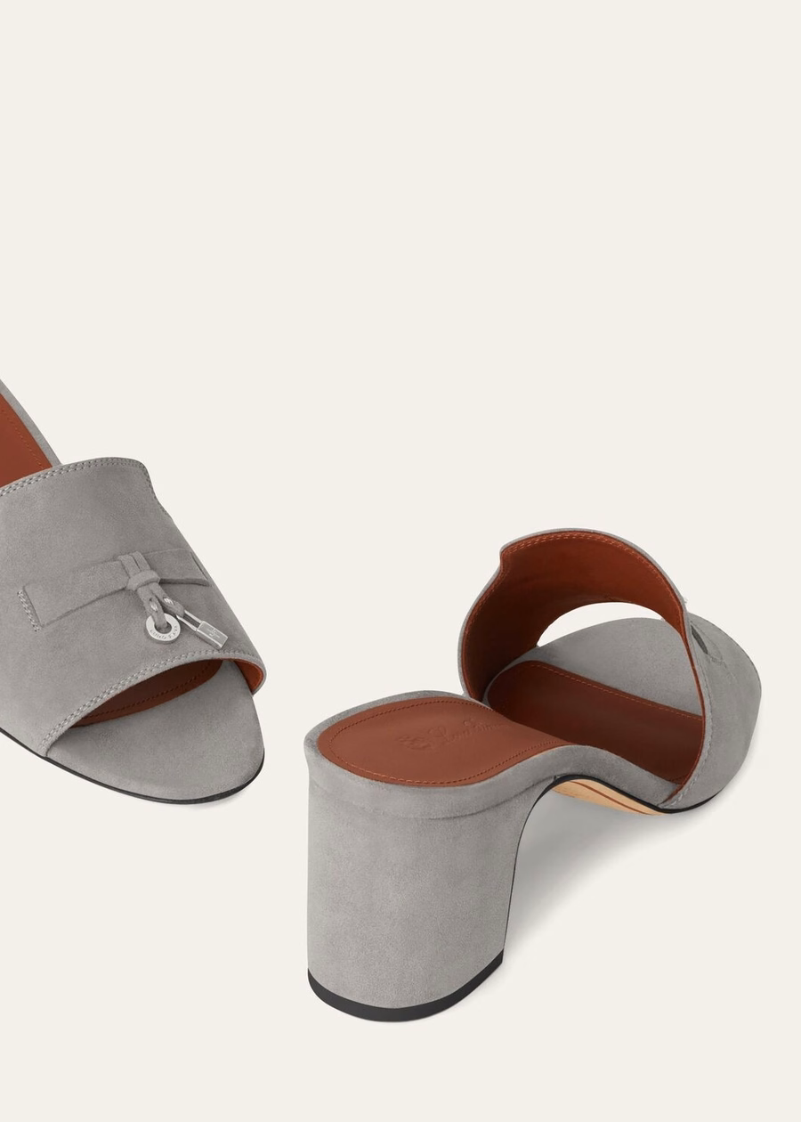 Sandalias Summer Charms de ante y piel de cabra en gris militar.
