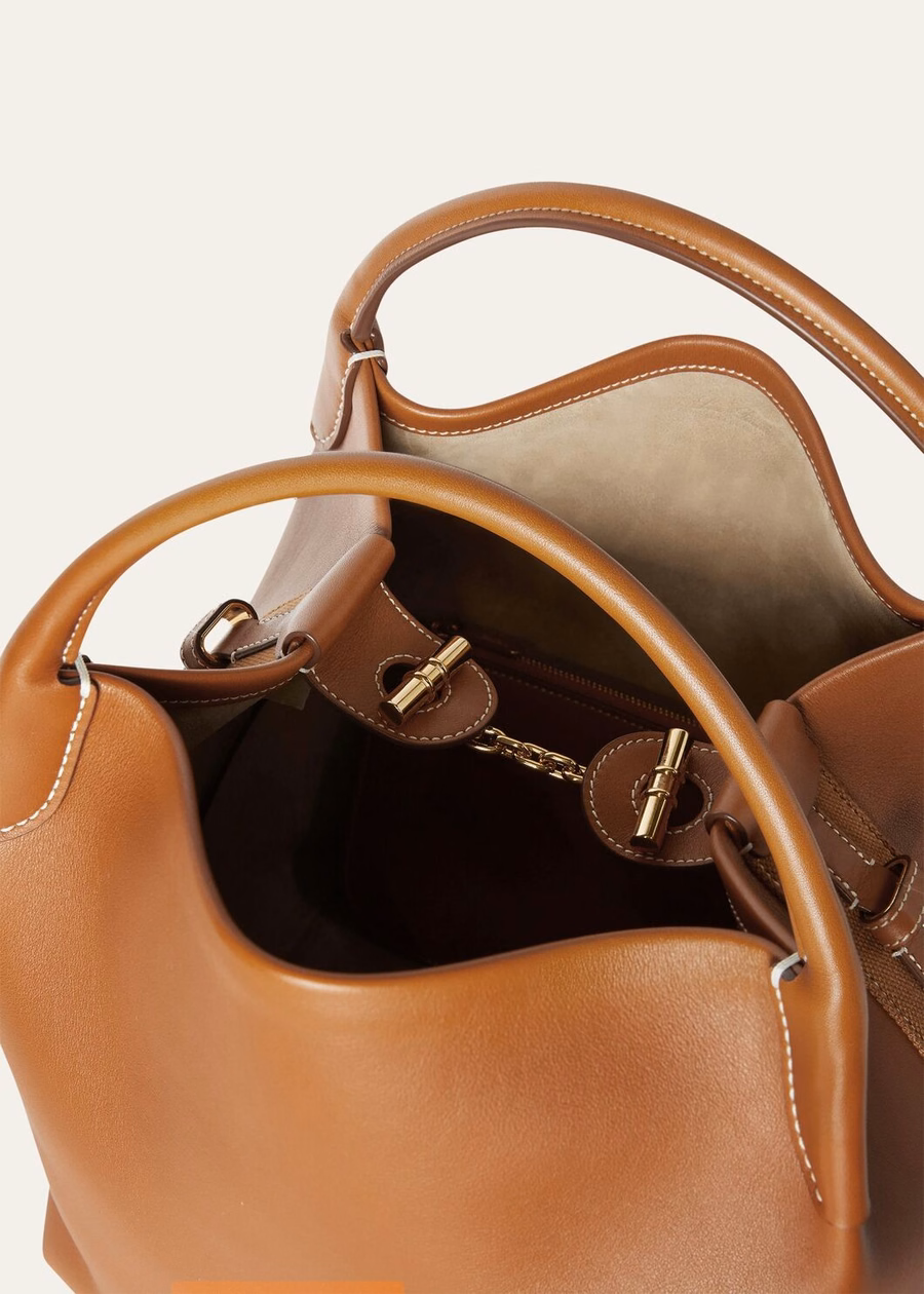 Bolsa grande para fardos de piel de becerro lisa color tostado cálido