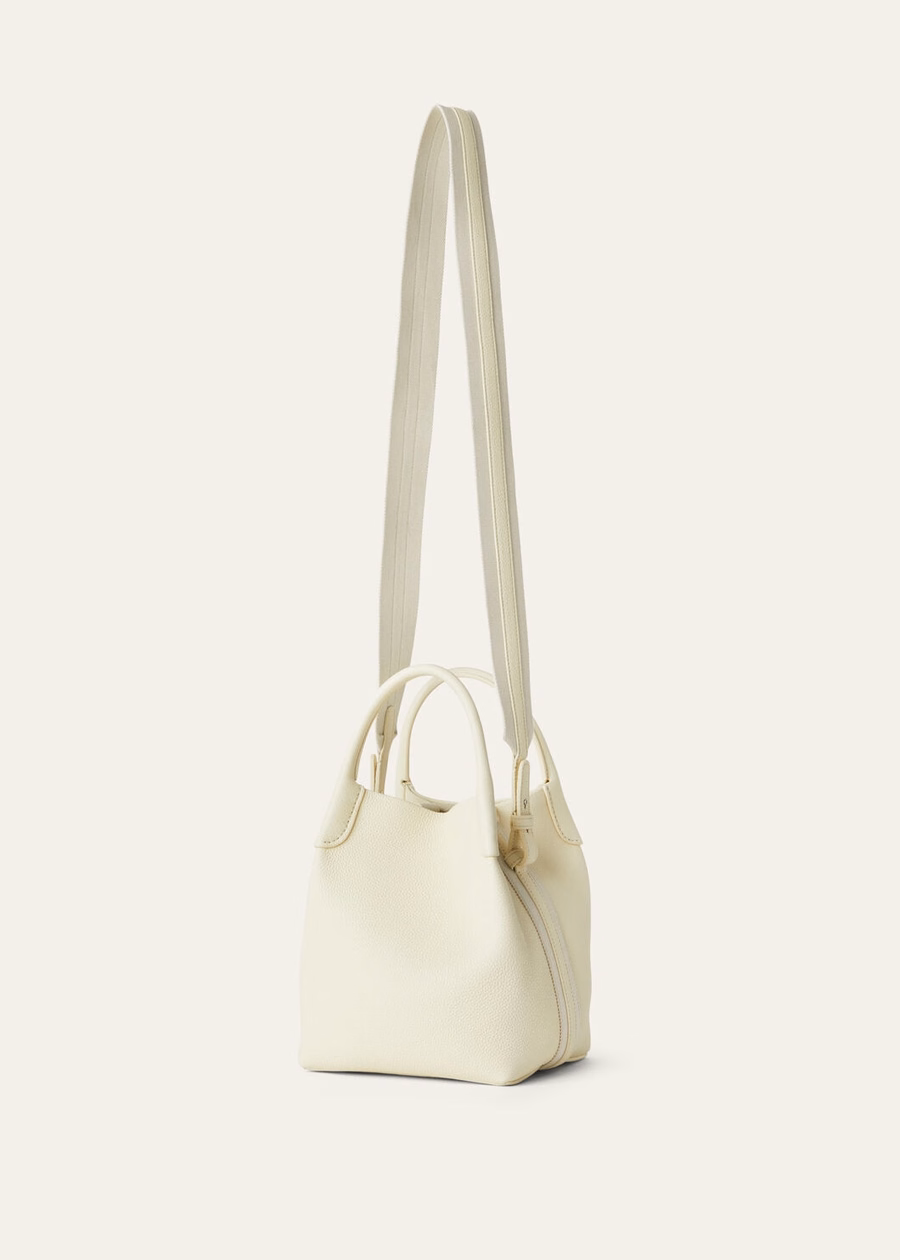 Bolsa pequeña para fardos en piel de becerro granulada color blanco susurro